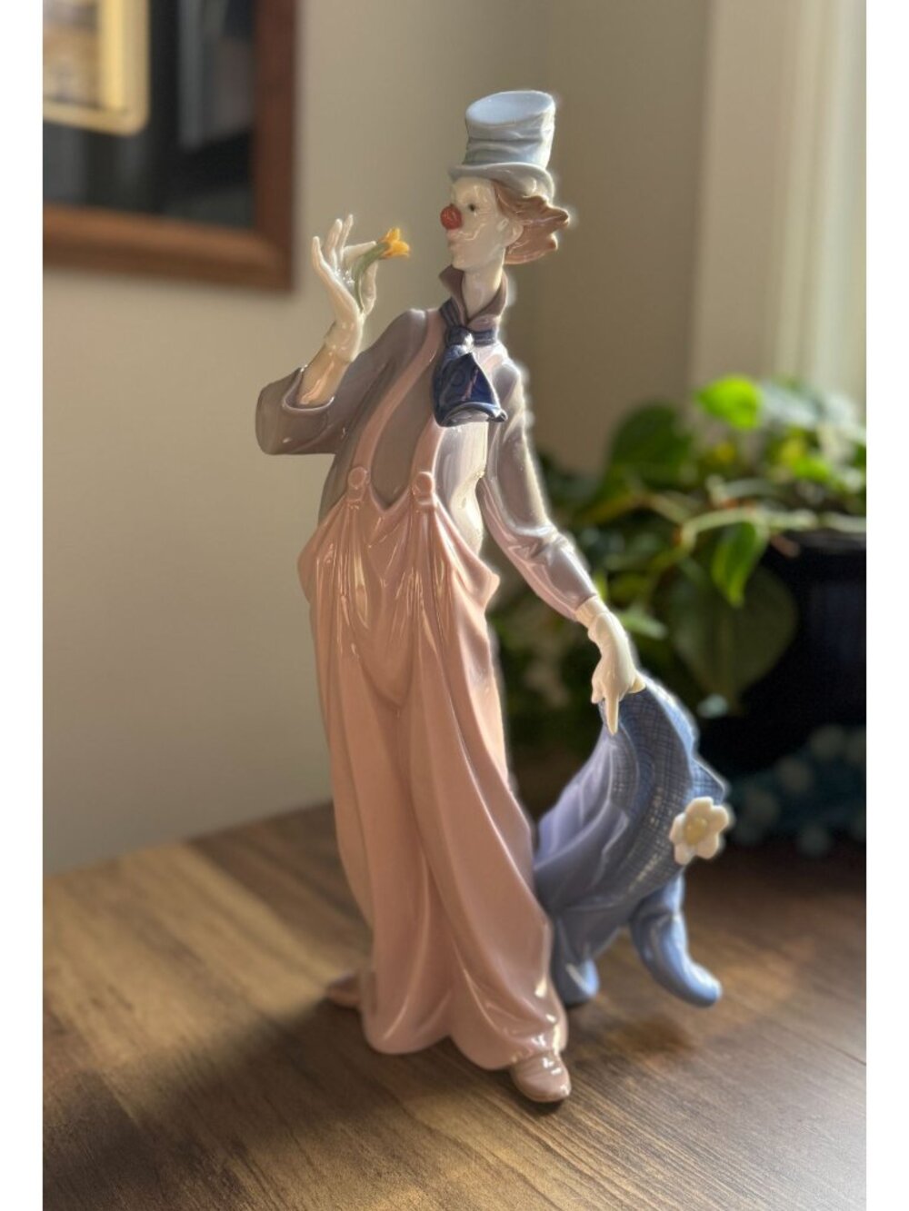 Vintage 1998 Lladro Large Clown Figurine With Flower & Hat Hand-Painted Porcelai